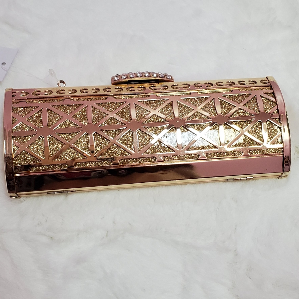 Gold clutch